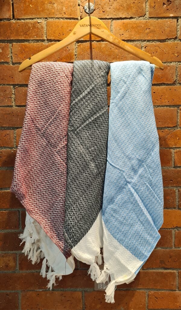 Jakard Towel Black and White